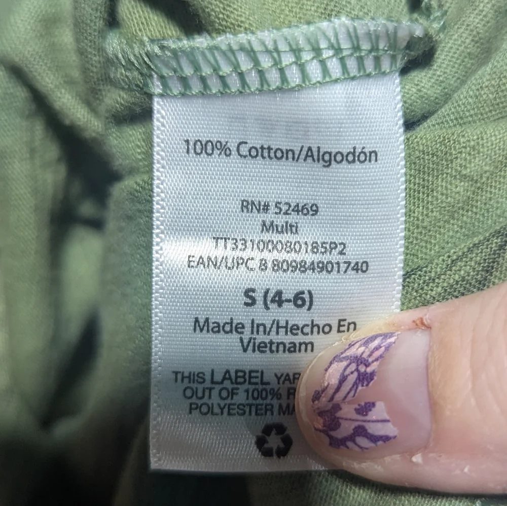 TIME & TRU women's Shirt green camo flutter sleeve Small 4-6 W-093 - Picture 7 of 9